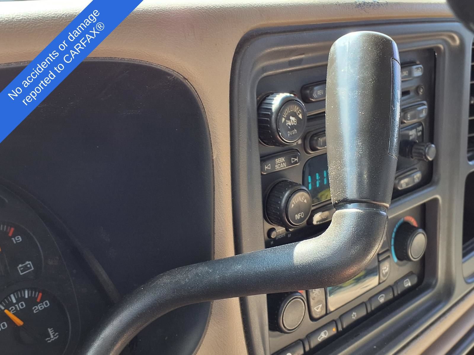 Used 2006 Chevrolet Silverado 1500 LT w/ Onstar Plus Package AWD/4WD image 20