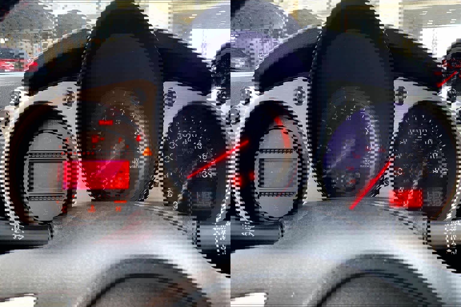 Used 2016 Nissan 370Z w/ Sport Package image 22