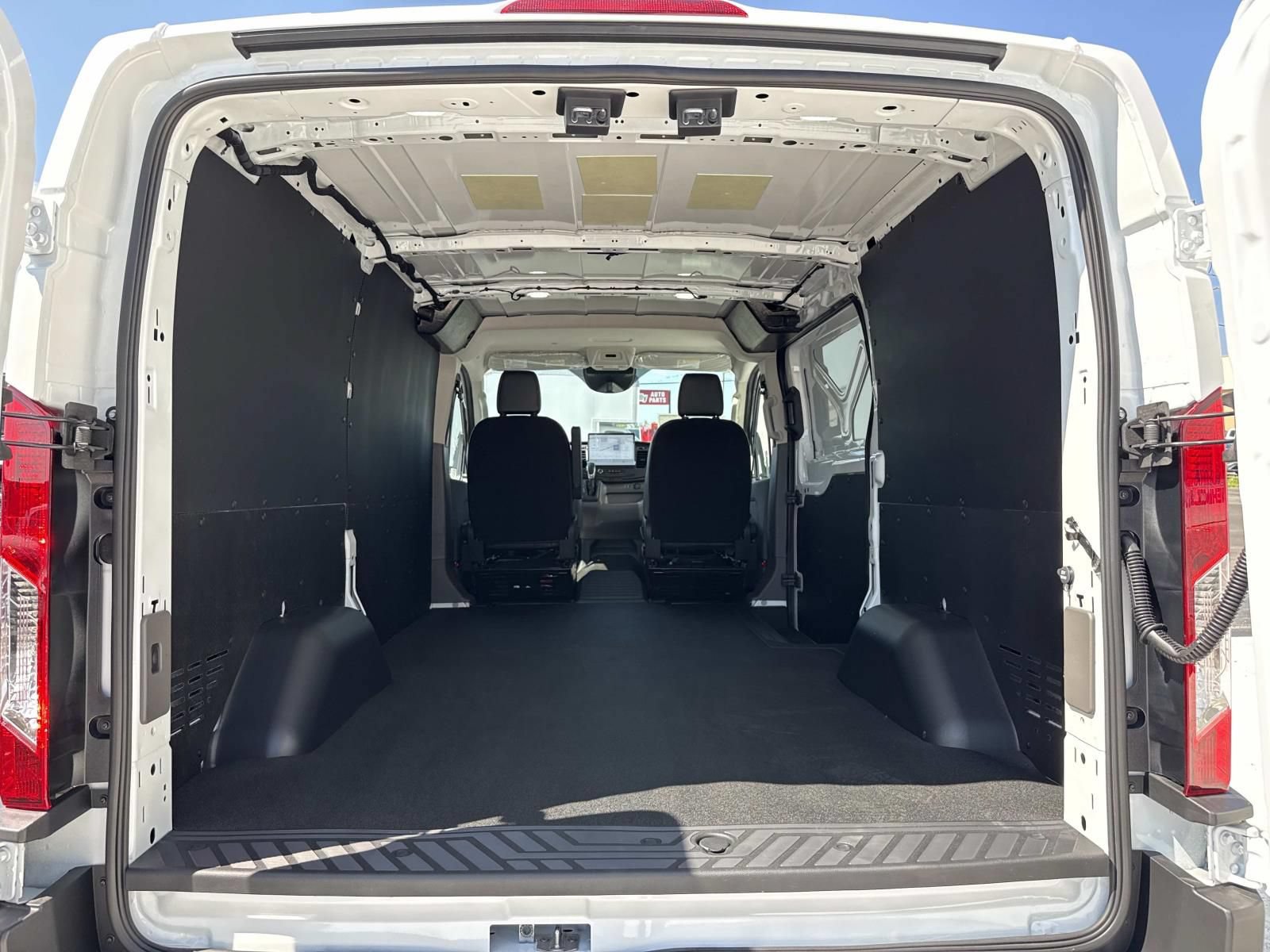 New 2026 Ford Transit 250 Low Roof w/ Load Area Protection Package RWD image 12