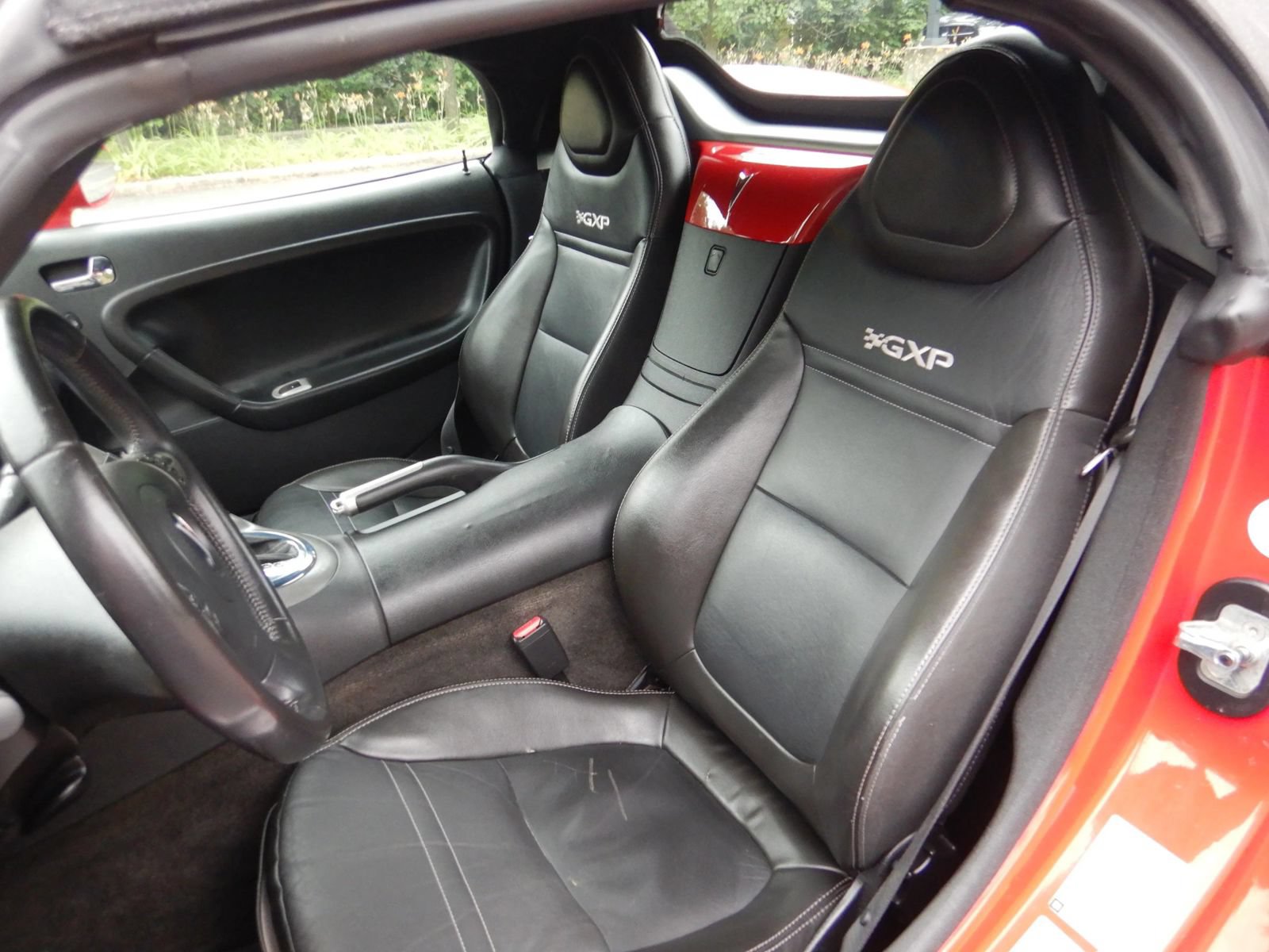 Used 2009 Pontiac Solstice GXP w/ Premium Package RWD image 16