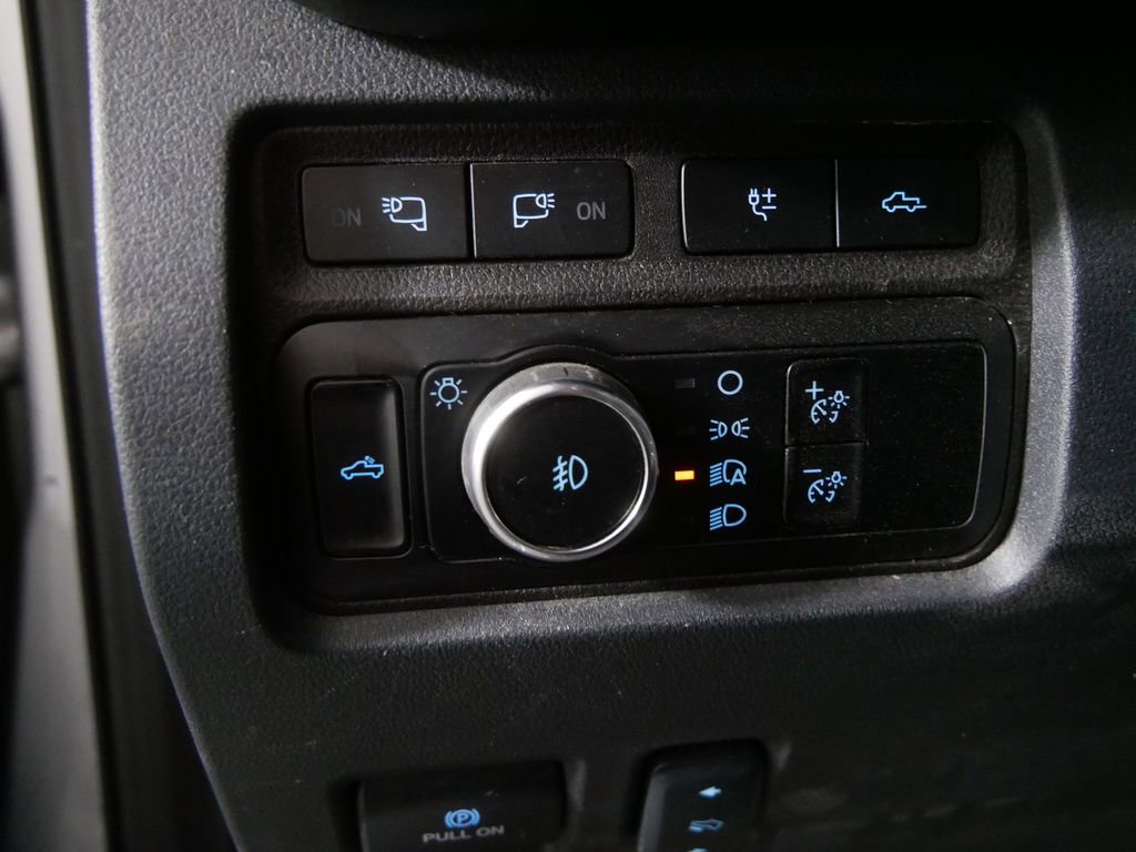 Used 2024 Ford F350 Platinum w/ FX4 Off-Road Package image 14