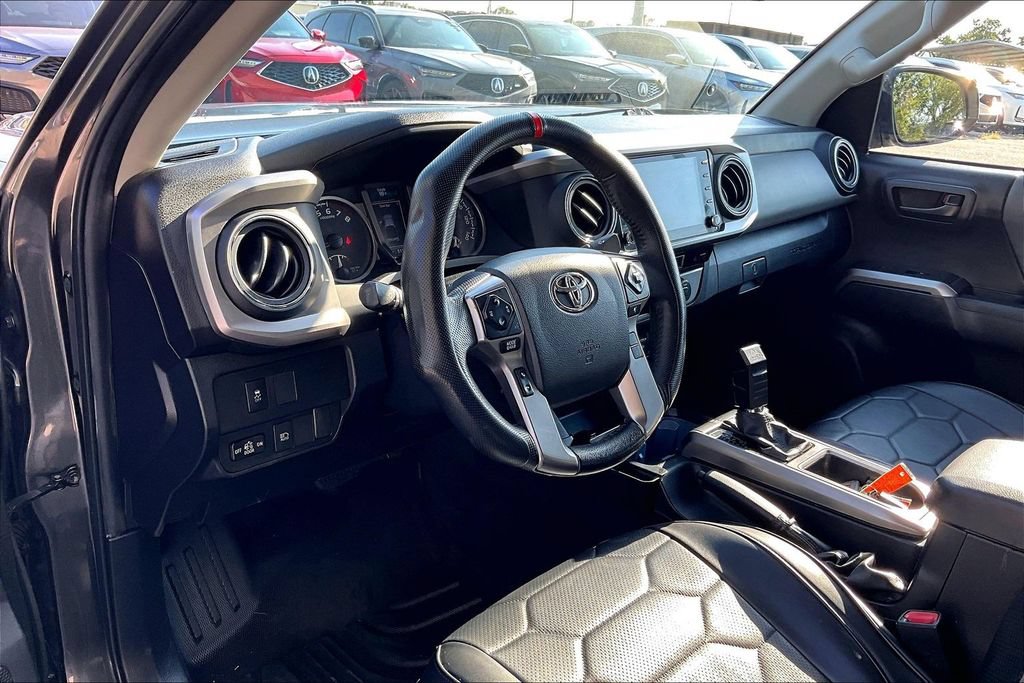 Used 2024 Toyota Tacoma TRD Sport AWD/4WD image 15
