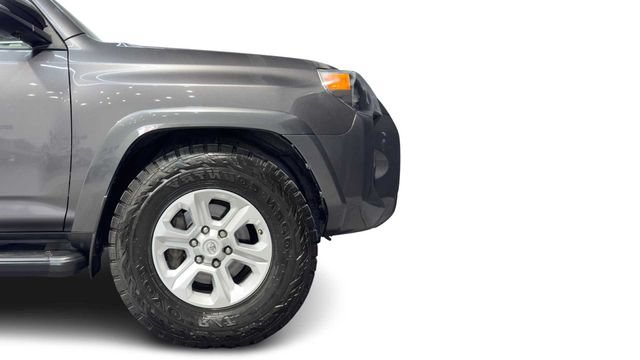 Used 2021 Toyota 4Runner SR5 Premium w/ Moonroof Package RWD image 8