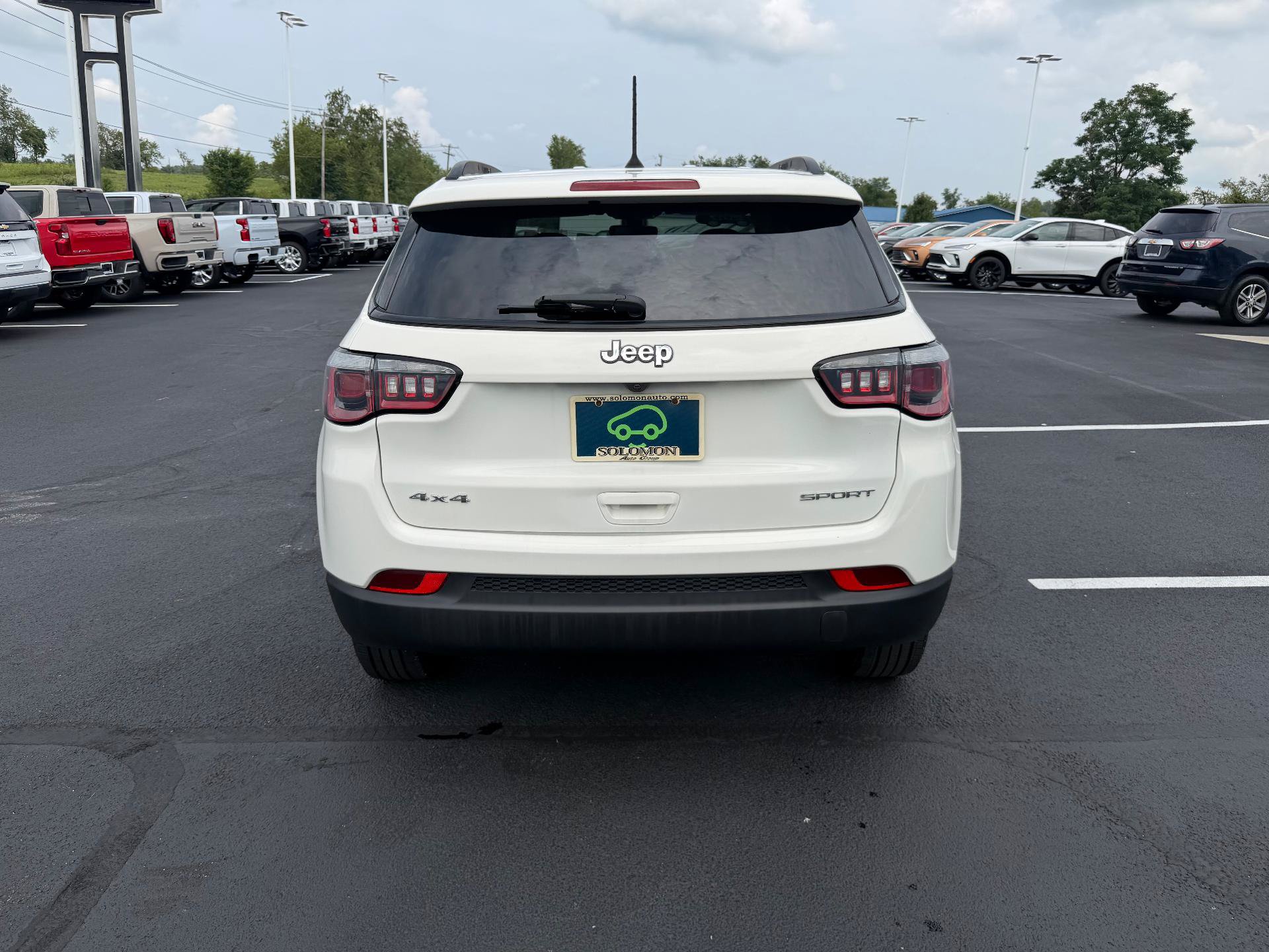 Used 2017 Jeep Compass Sport AWD/4WD image 5