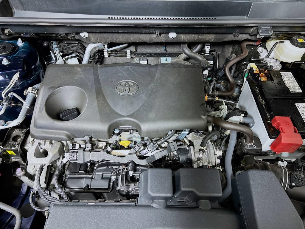 Certified 2025 Toyota RAV4 XLE AWD/4WD image 25