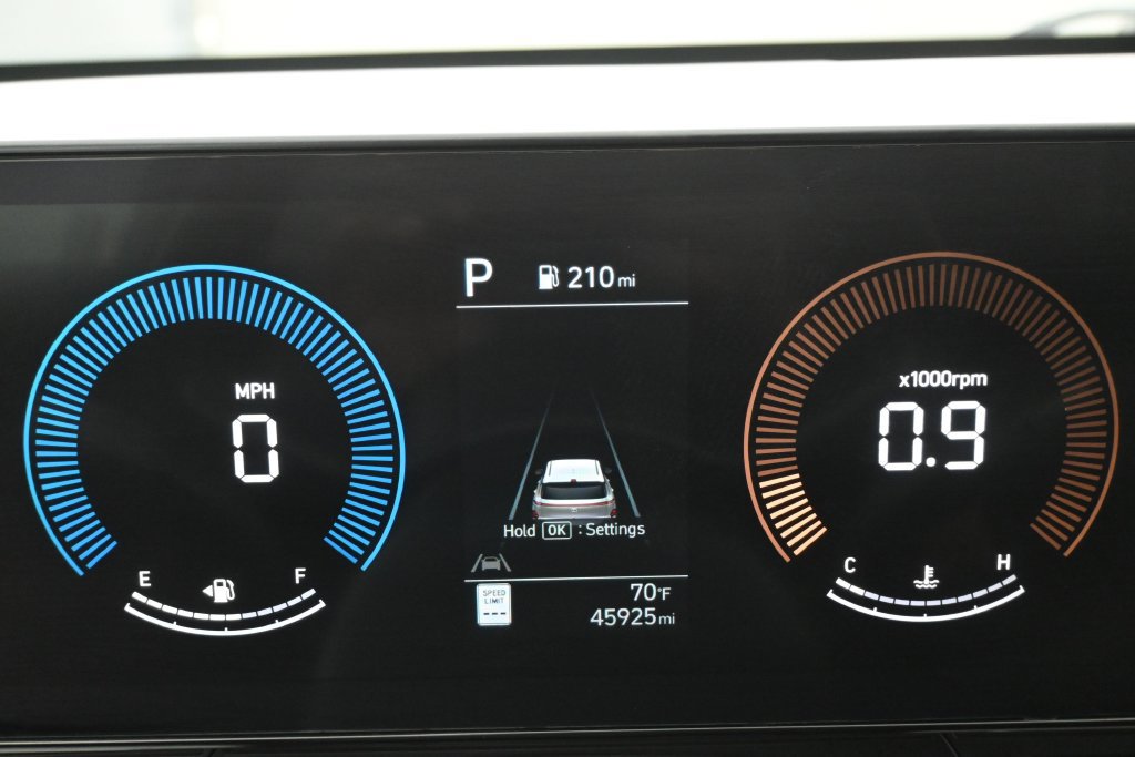 Used 2025 Hyundai Kona SEL AWD/4WD image 15