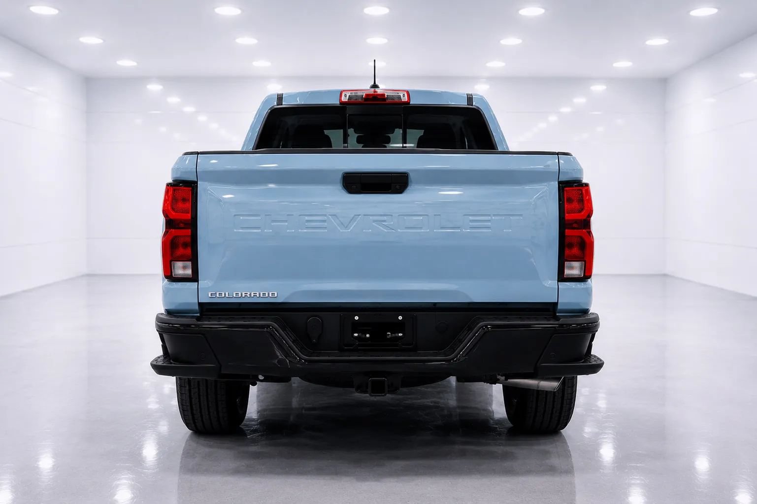 Used 2025 Chevrolet Colorado Z71 w/ Technology Package AWD/4WD image 4