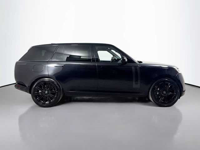 Used 2024 Land Rover Range Rover Long Wheelbase SE AWD/4WD image 4