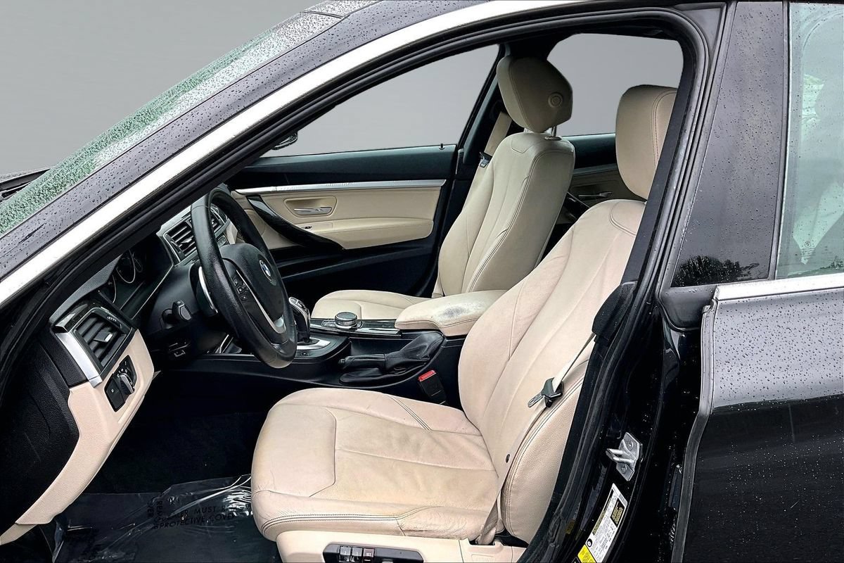 Used 2018 BMW 330i Gran Turismo xDrive w/ Premium Package AWD/4WD image 10