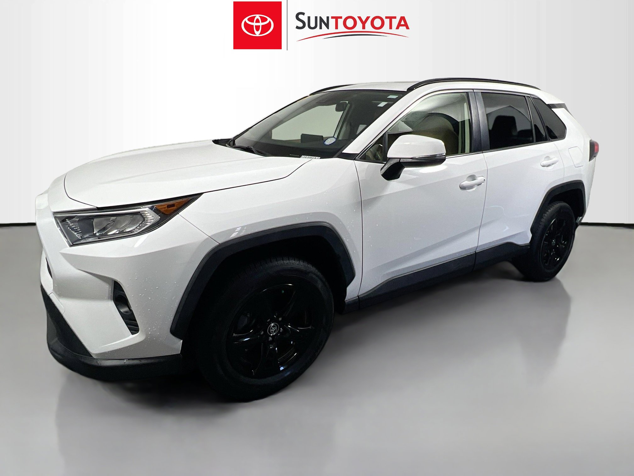 Used 2020 Toyota RAV4 XLE w/ Convenience Package image 9