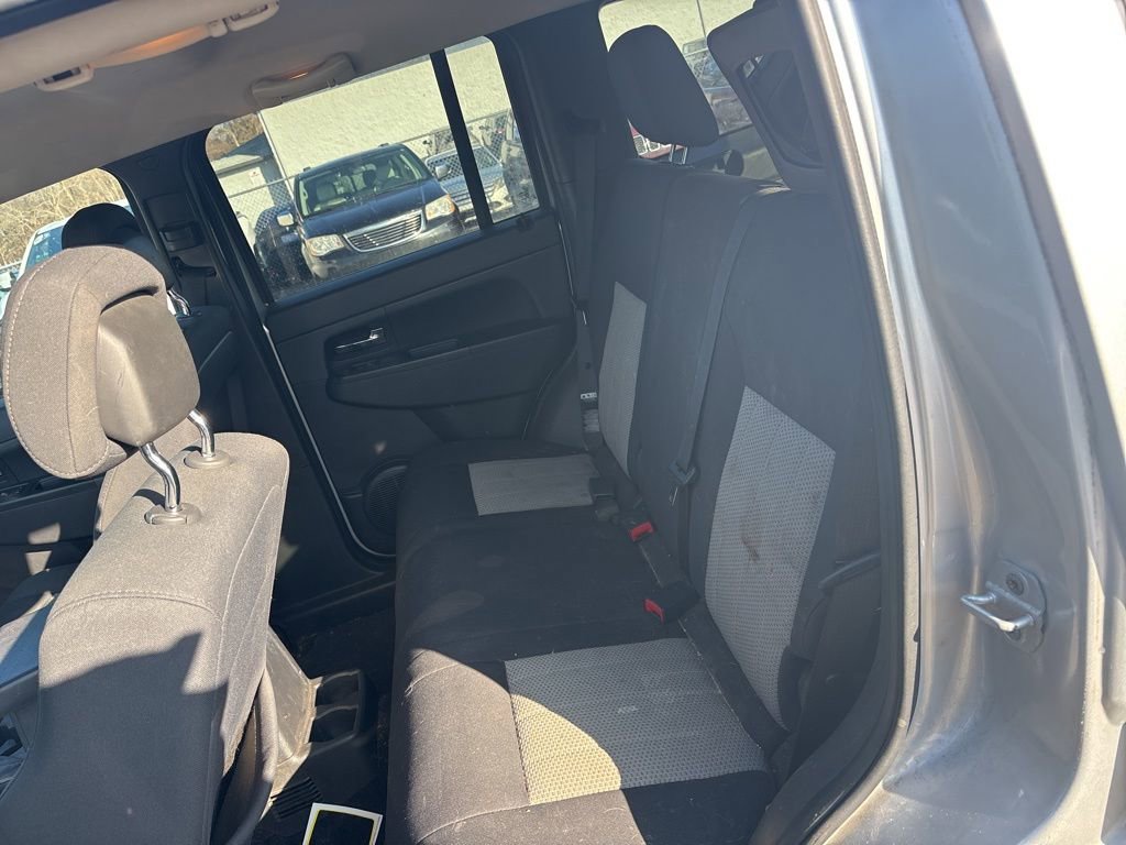 Used 2010 Jeep Liberty Sport w/ Popular Equipment Group image 22
