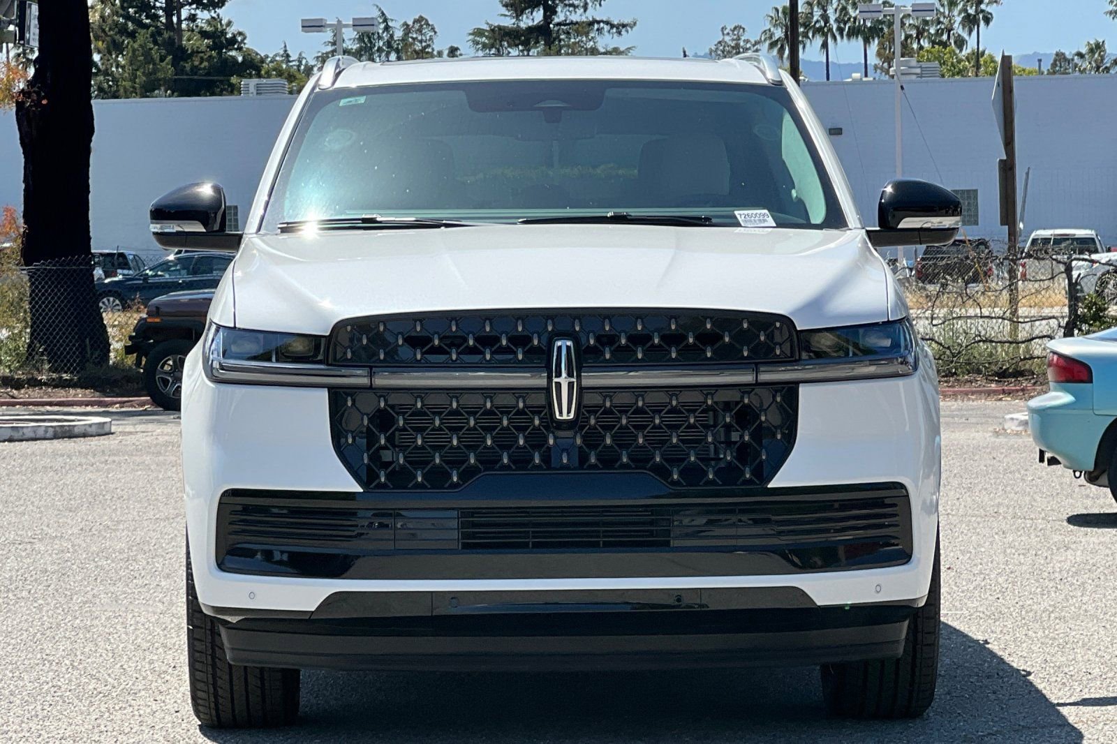 New 2026 Lincoln Navigator L Black Label AWD/4WD image 3