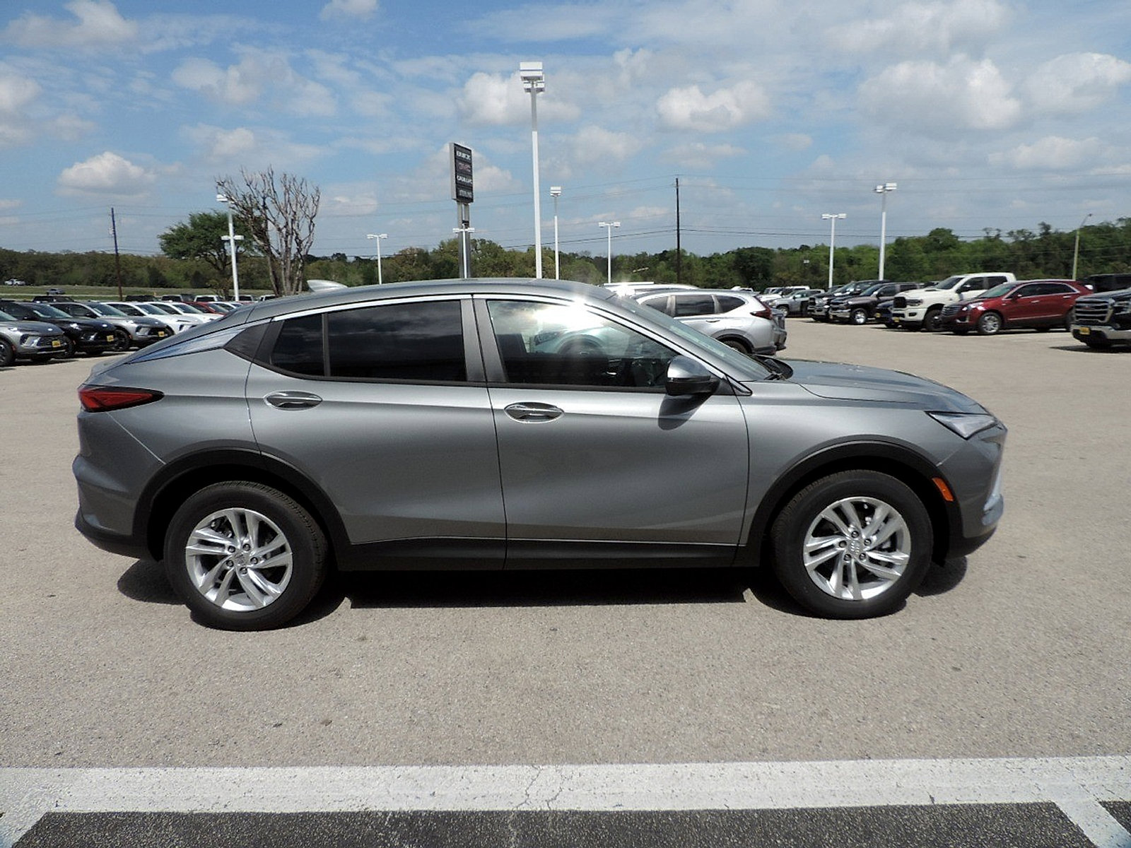 New 2026 Buick Envista Preferred w/ Convenience I Package image 4