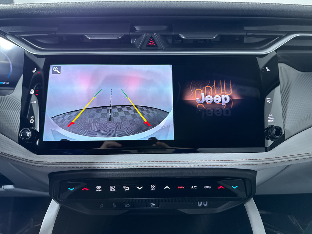 New 2026 Jeep Cherokee Limited AWD/4WD image 18