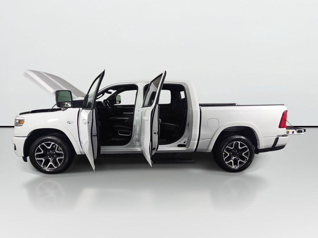 New 2026 RAM 1500 Laramie AWD/4WD image 12