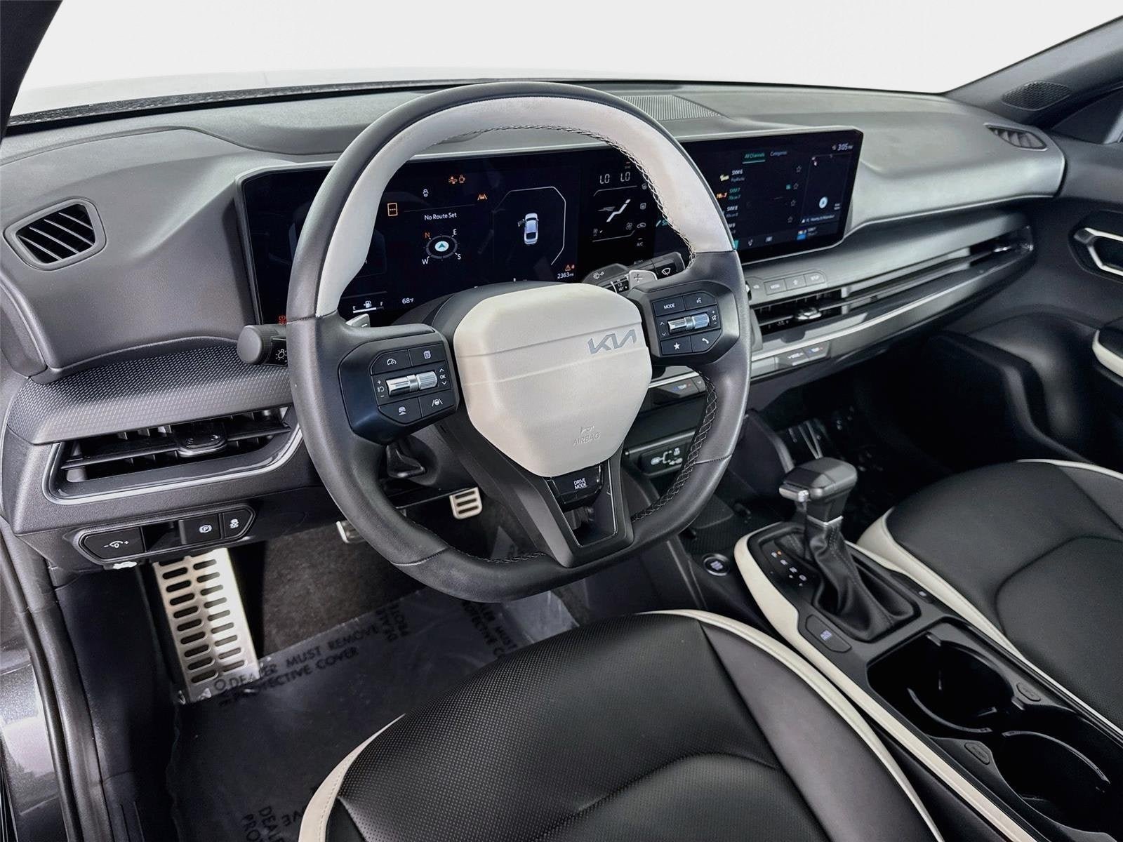 Certified 2026 Kia K4 GT-Line Turbo FWD image 9