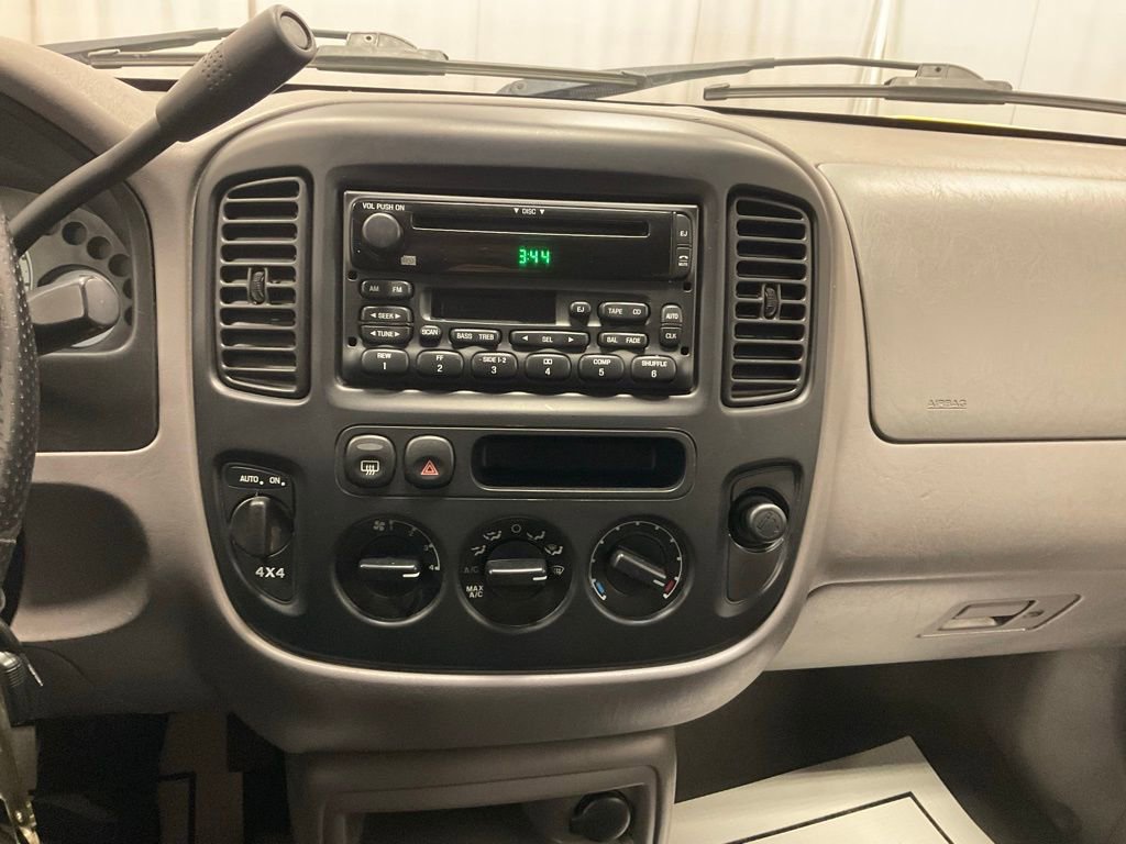 Used 2001 Ford Escape XLT image 6