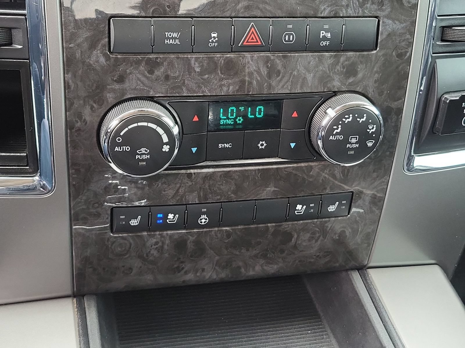 Used 2012 RAM 1500 Limited RWD image 33