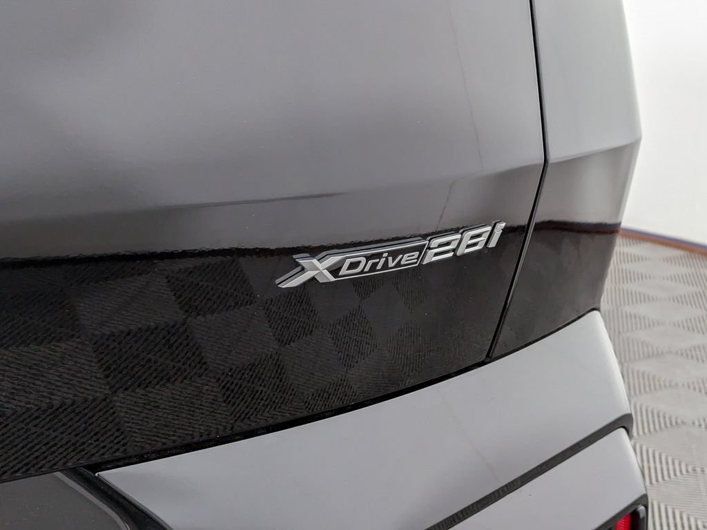 New 2026 BMW X2 xDrive28i w/ M Sport Package AWD/4WD image 7