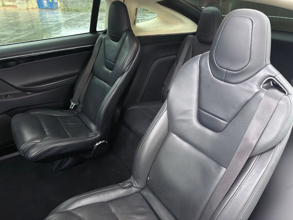 Used 2016 Tesla Model X 75D AWD/4WD image 25