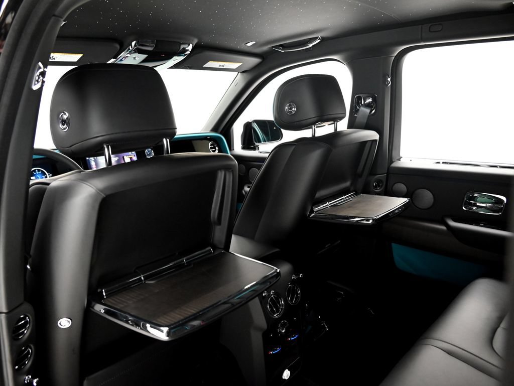 New 2026 Rolls-Royce Cullinan AWD/4WD image 12