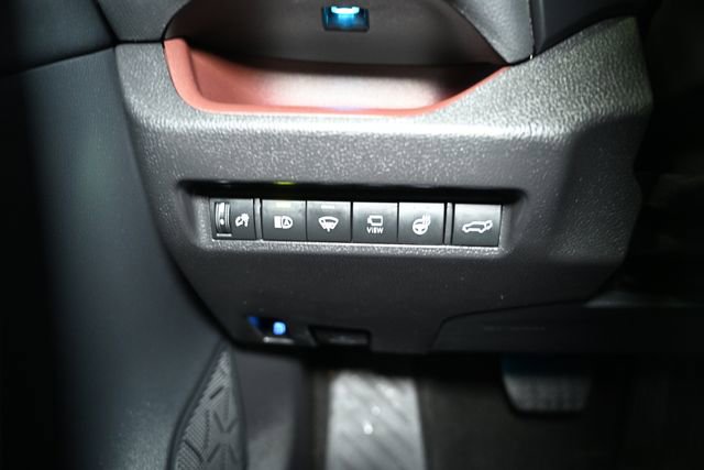 Used 2022 Toyota RAV4 Limited image 37