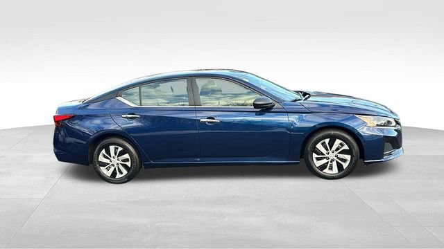 Used 2024 Nissan Altima 2.5 S image 30