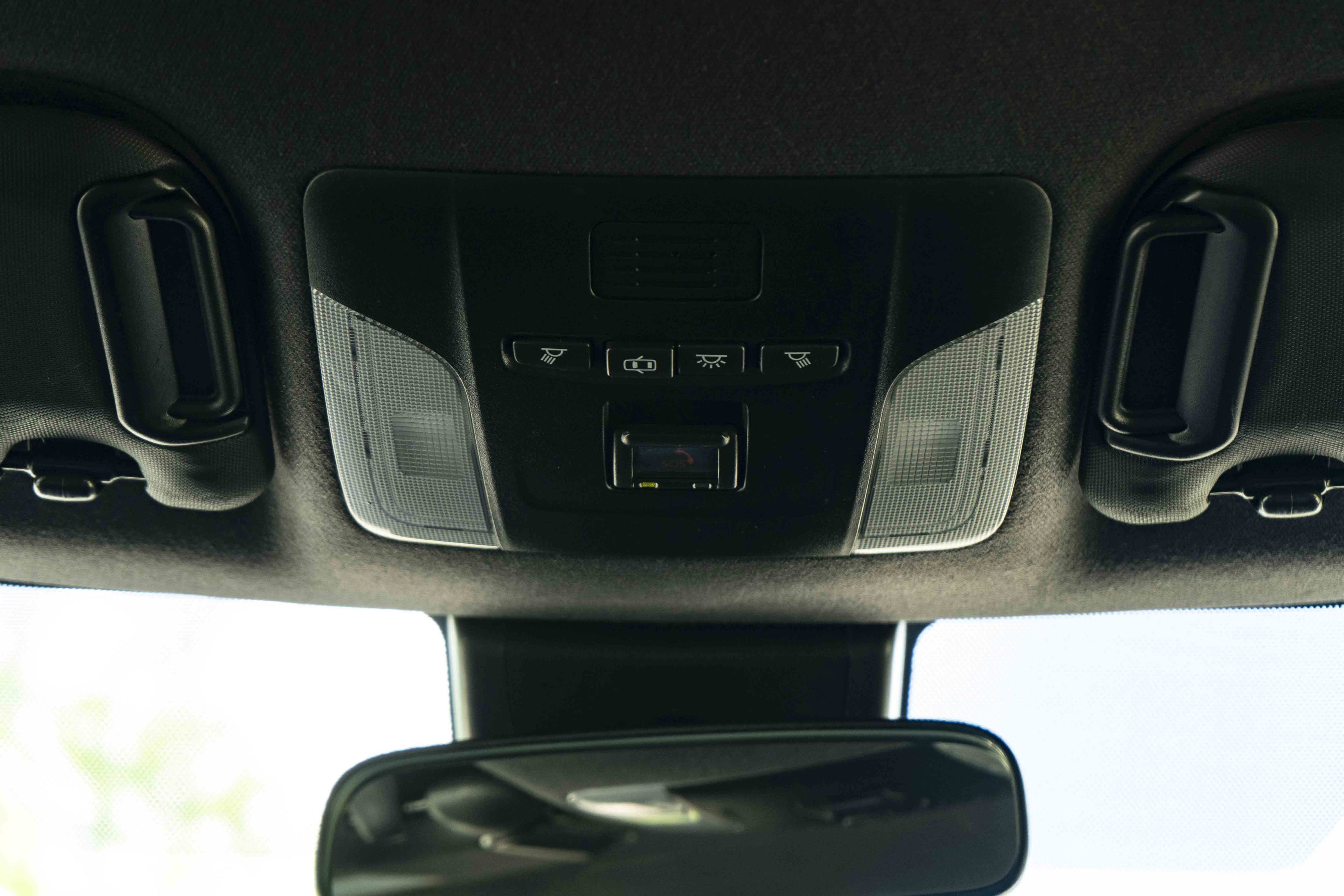 Used 2020 Toyota Corolla XSE FWD image 35