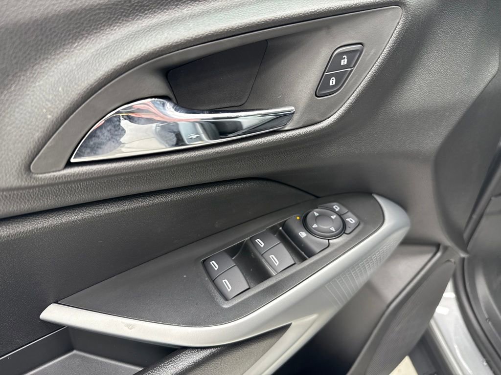 New 2026 Chevrolet Trax LS image 17