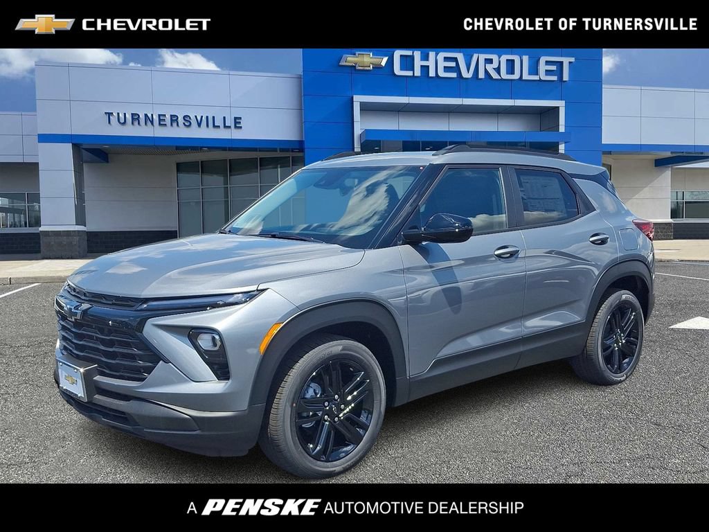 New 2026 Chevrolet TrailBlazer LT w/ Midnight Edition FWD image 1
