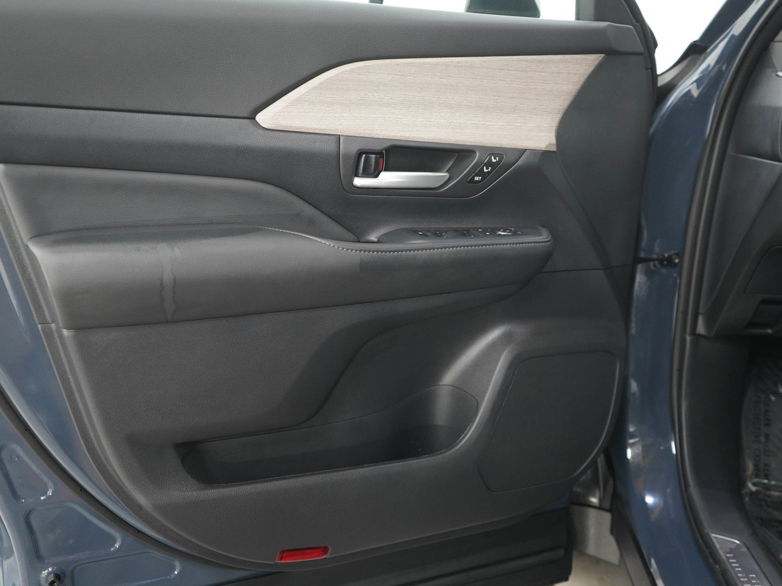 Used 2026 Toyota Grand Highlander AWD image 20