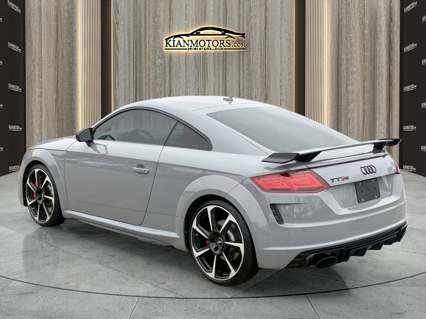 Used 2019 Audi TT RS 2.5T image 5