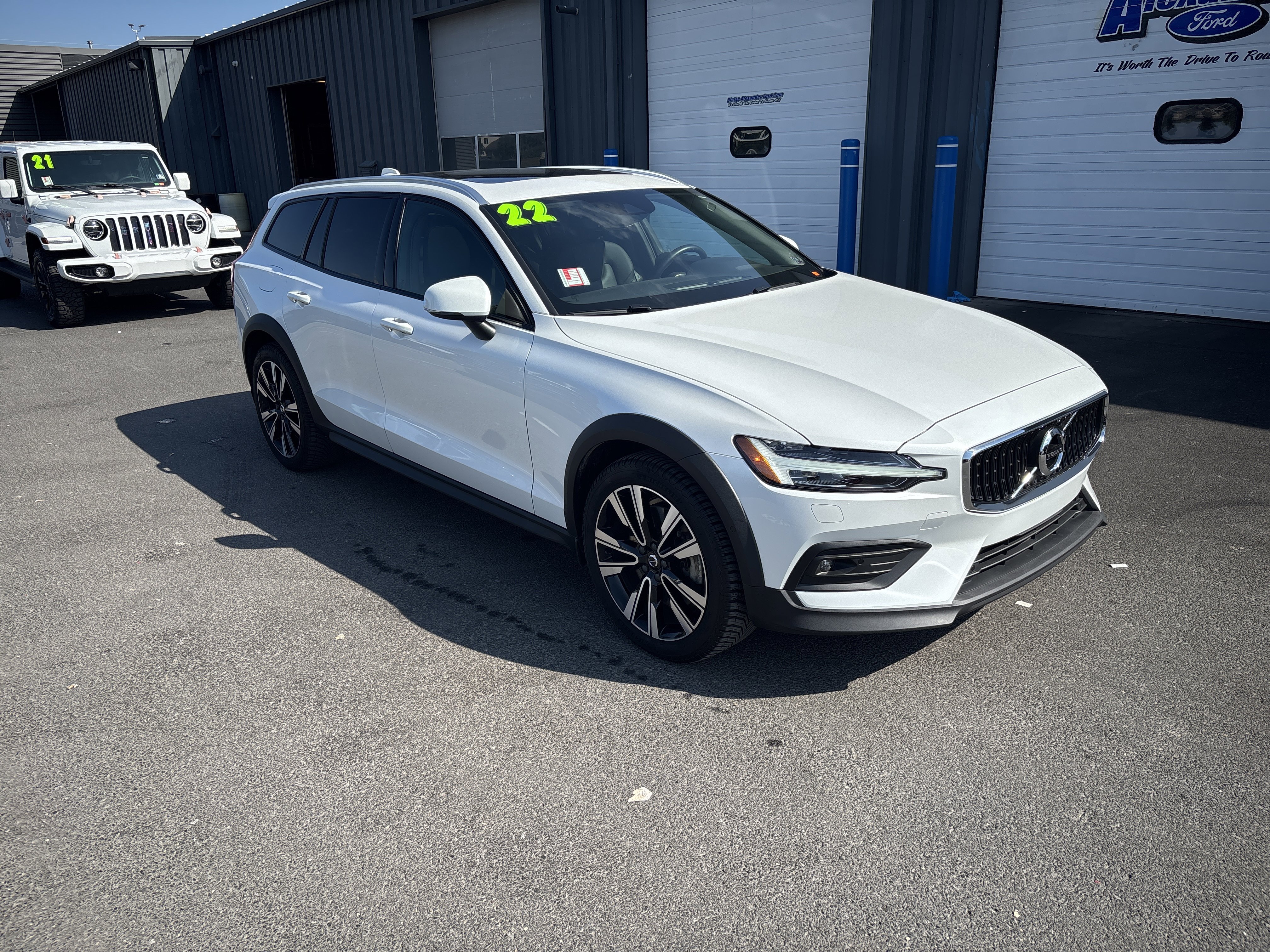 Used 2022 Volvo V60 T5 Cross Country w/ Climate Package