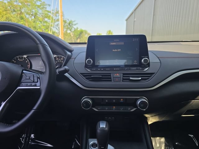 Used 2020 Nissan Altima 2.5 SR FWD image 20
