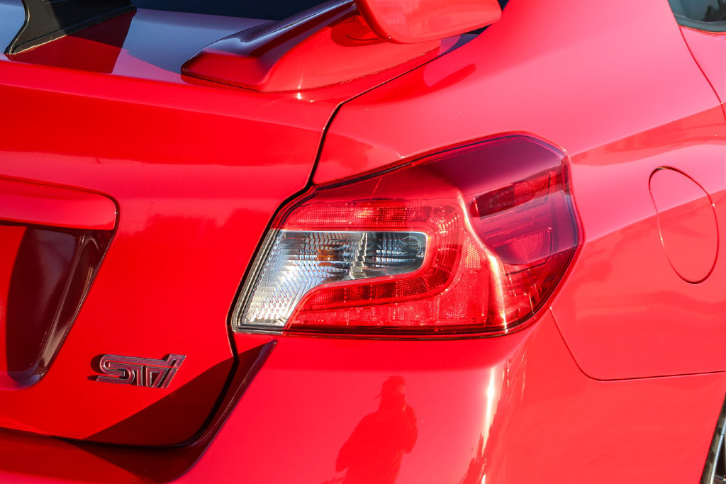 Used 2018 Subaru WRX STI Limited w/ Popular Package #1 AWD/4WD image 10