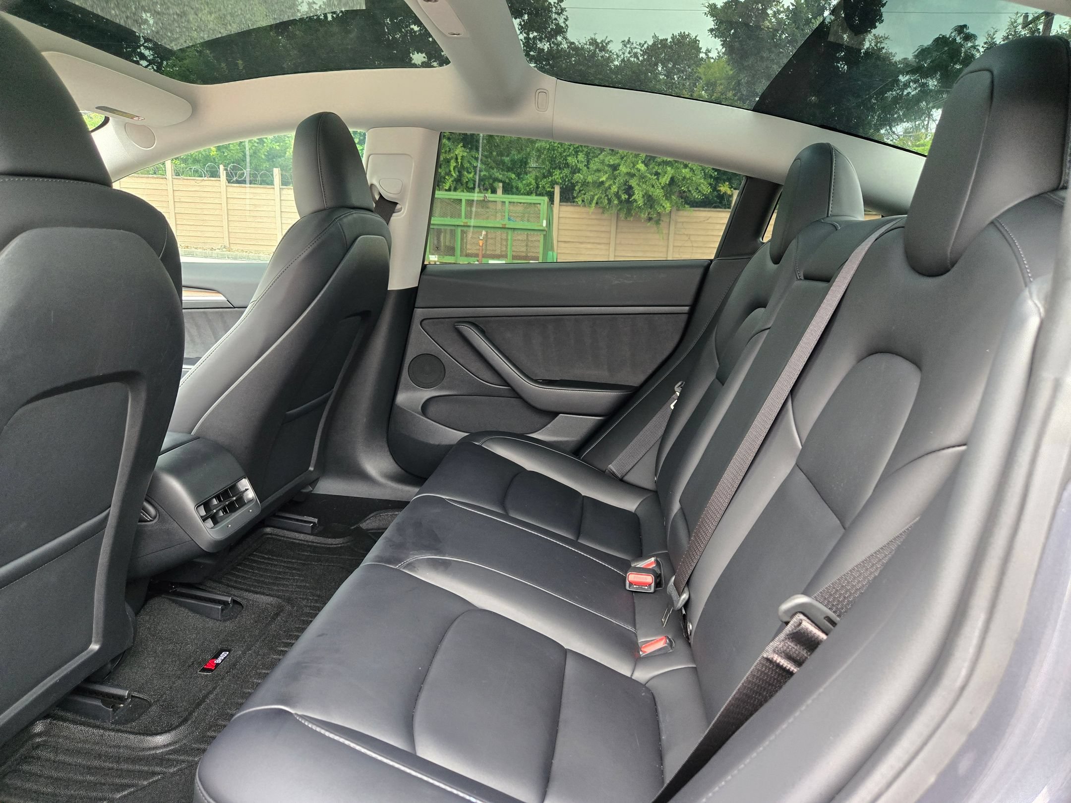 Used 2023 Tesla Model 3 Standard Range RWD image 15