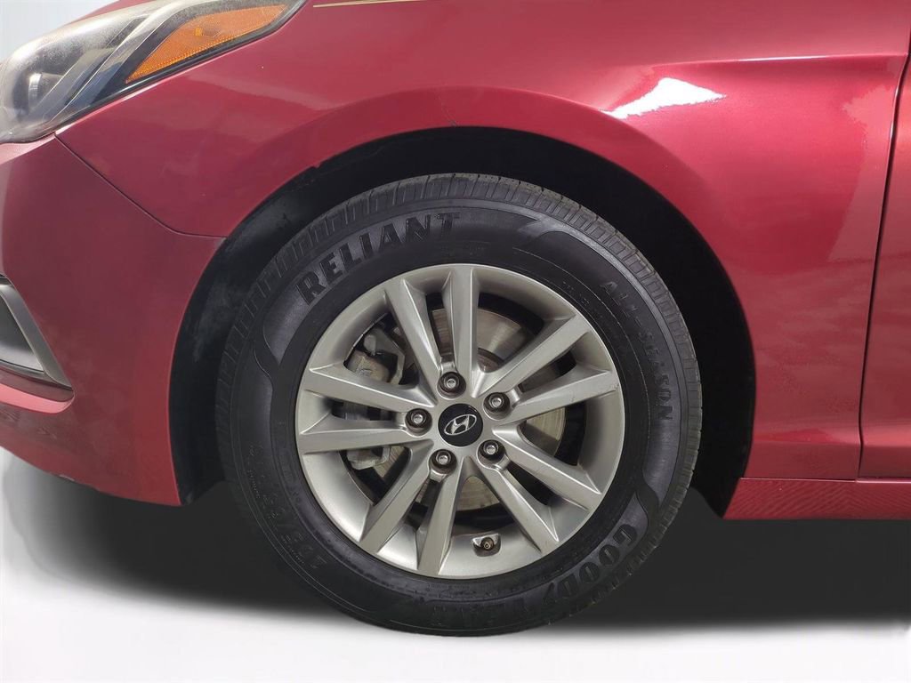 Used 2017 Hyundai Sonata SE FWD image 11