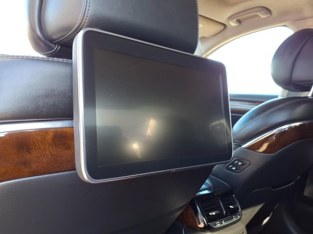 Used 2018 Genesis G90 5.0 Ultimate RWD image 20