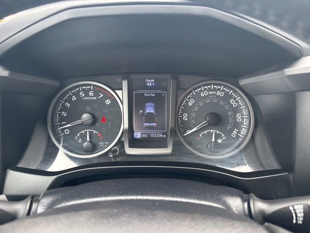 Used 2021 Toyota Tacoma TRD Off-Road image 25