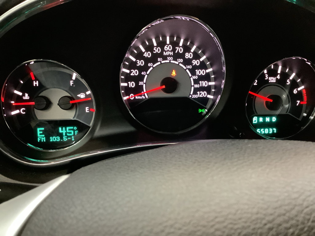 Used 2013 Chrysler 200 Limited image 19