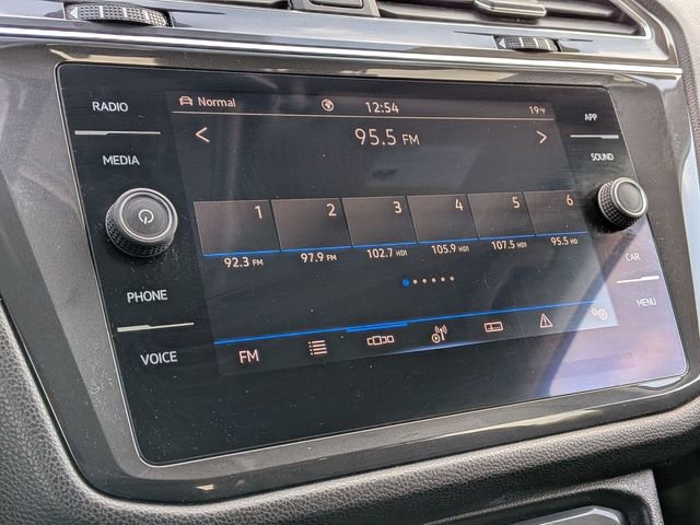 Used 2021 Volkswagen Tiguan SEL image 21