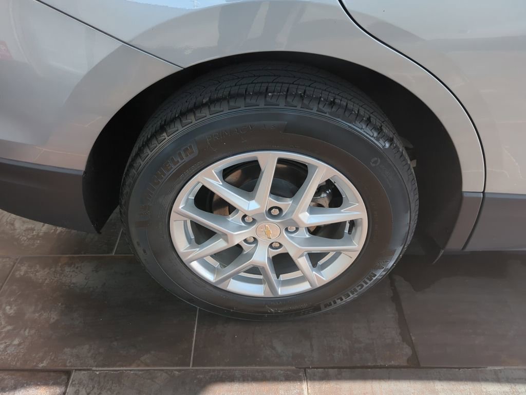 Used 2023 Chevrolet Equinox LT FWD image 6