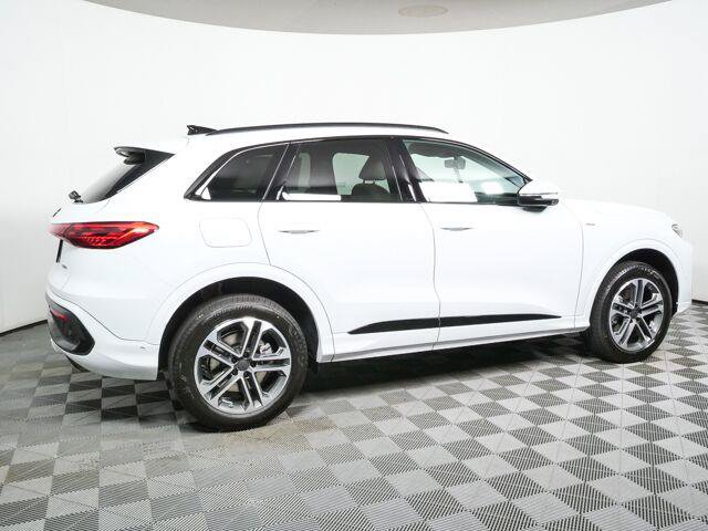 New 2026 Audi Q5 2.0T AWD/4WD image 2