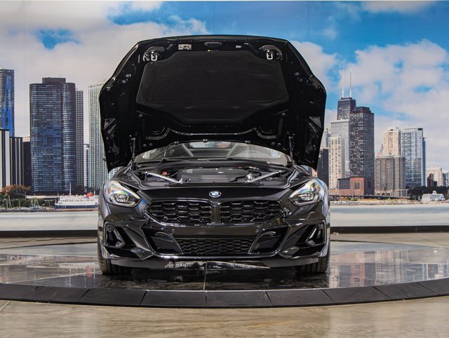 New 2026 BMW Z4 M40i w/ Shadowloine Package image 6