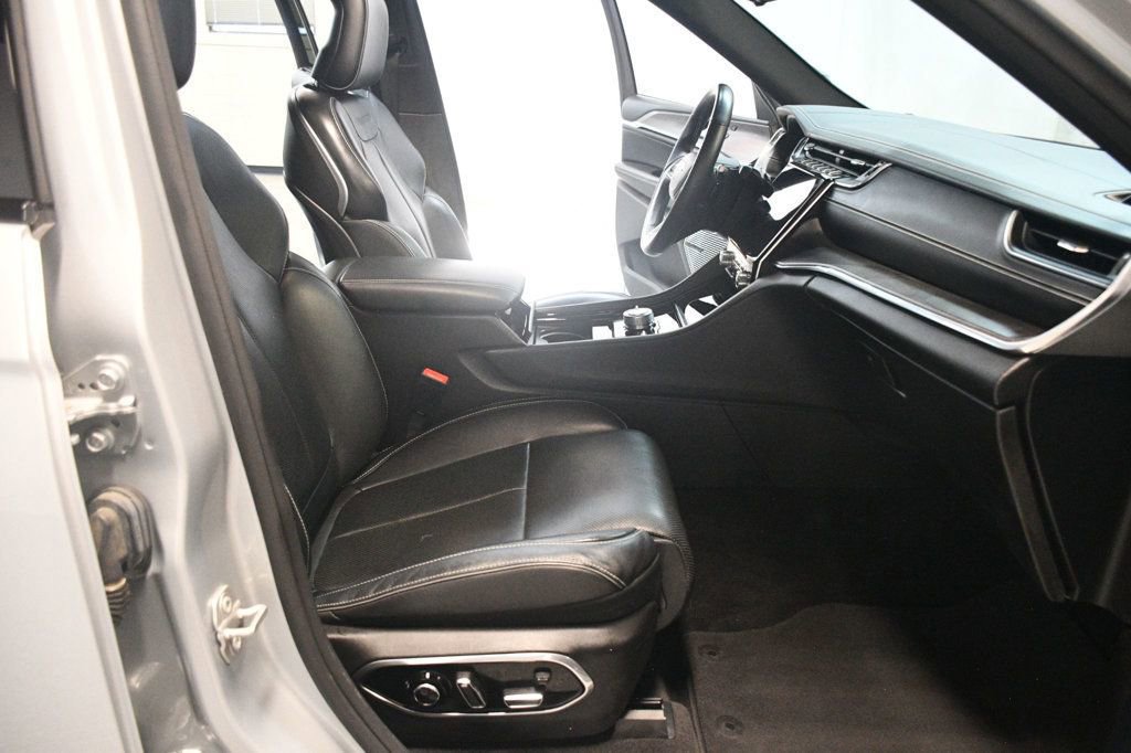 Used 2021 Jeep Grand Cherokee L Overland w/ Luxury Tech Group IV image 30