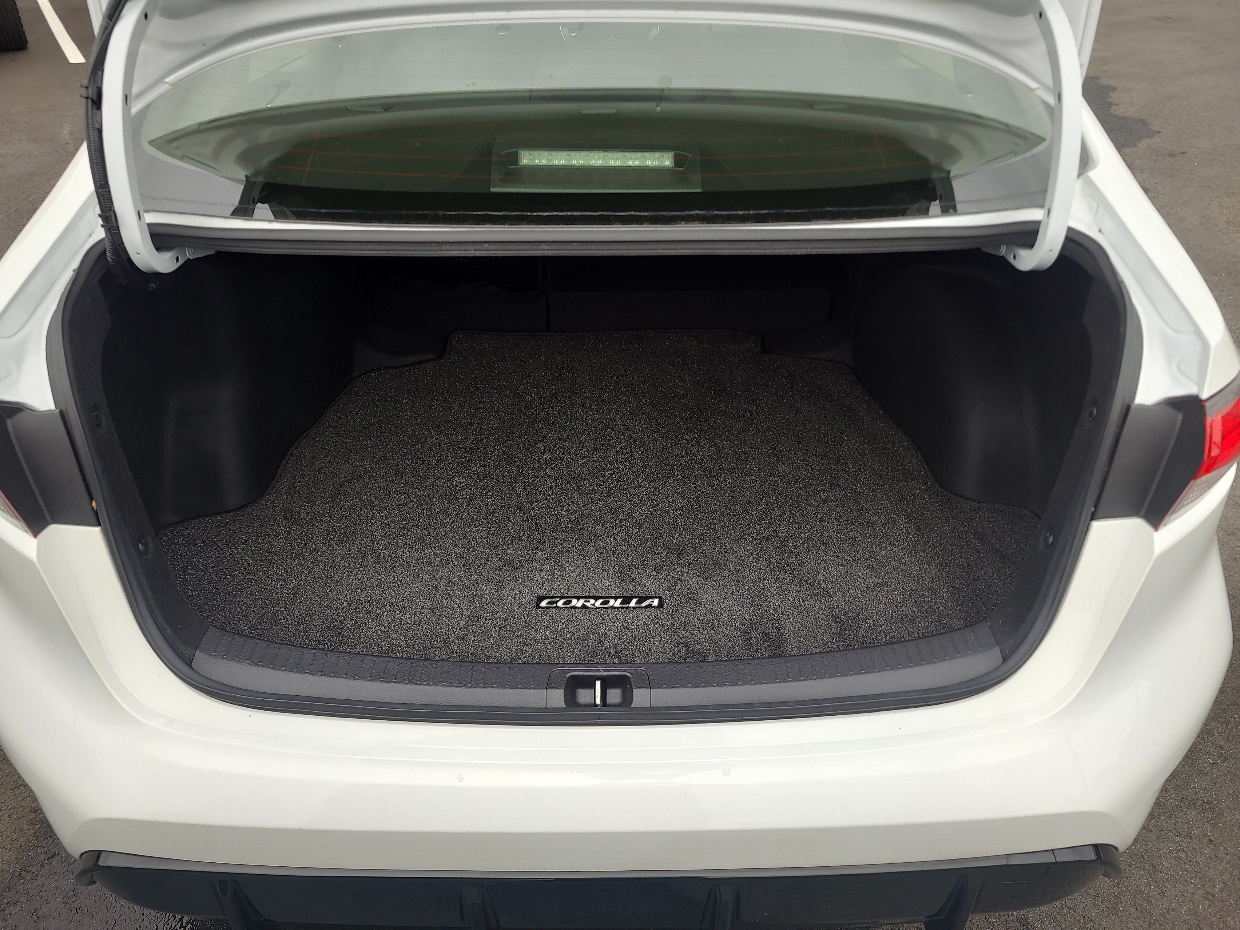 Certified 2023 Toyota Corolla SE w/ Carpet Mat Package (TMS) FWD image 29