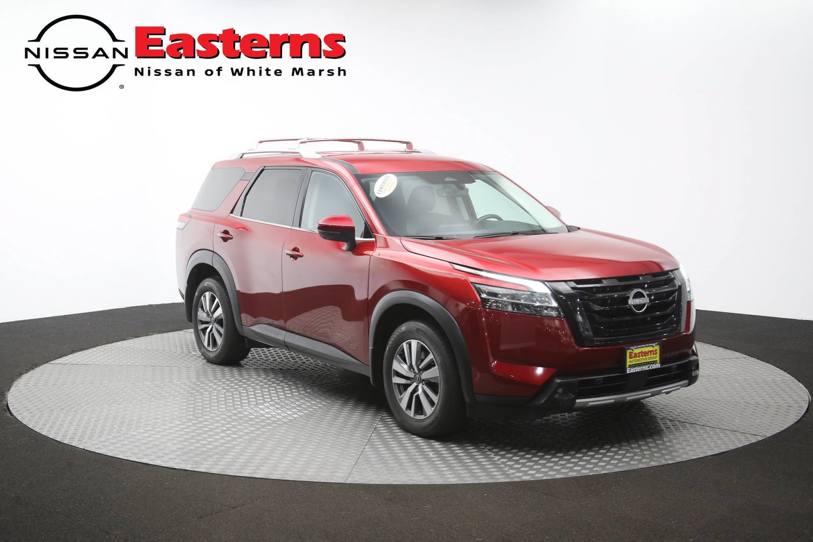 Used 2023 Nissan Pathfinder SL w/ Lighting Package (N92) AWD/4WD image 45