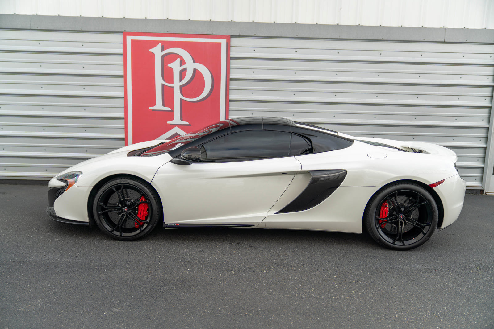 Used 2016 McLaren 650S Spider RWD image 55