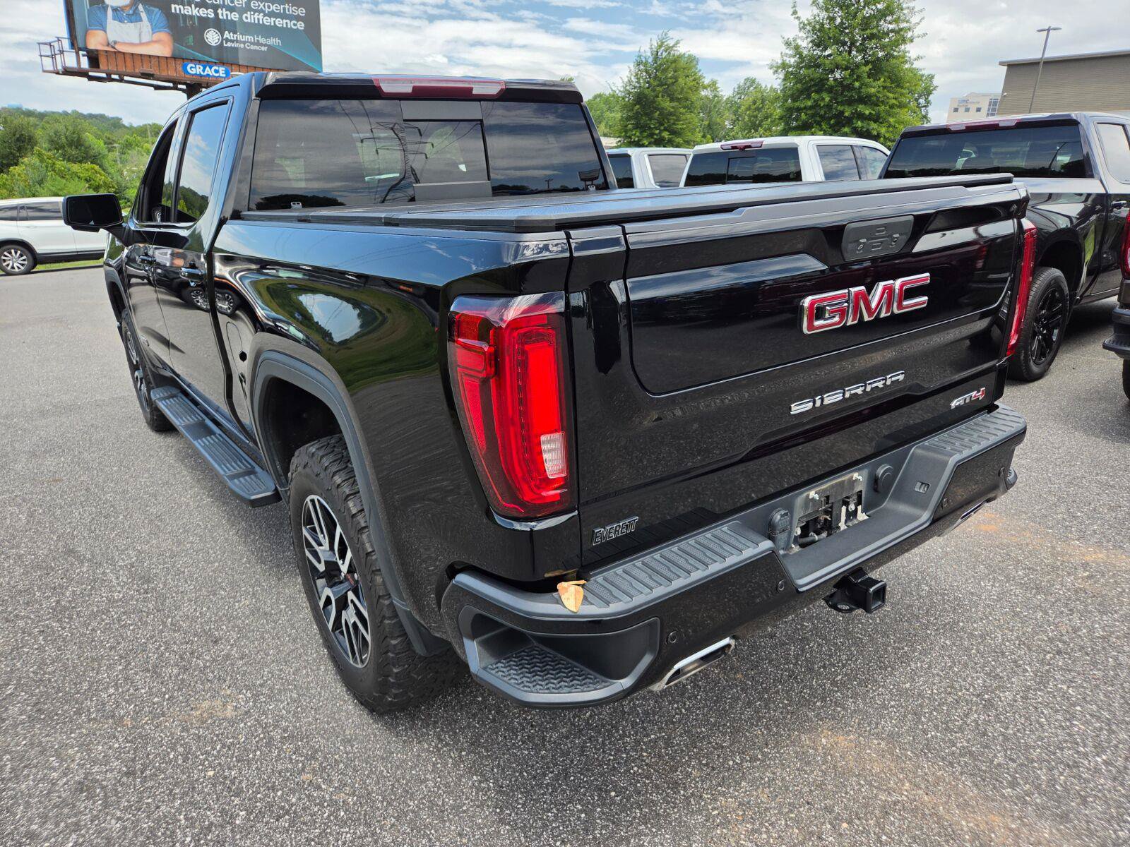 Used 2019 GMC Sierra 1500 AT4 w/ AT4 Premium Package AWD/4WD image 9