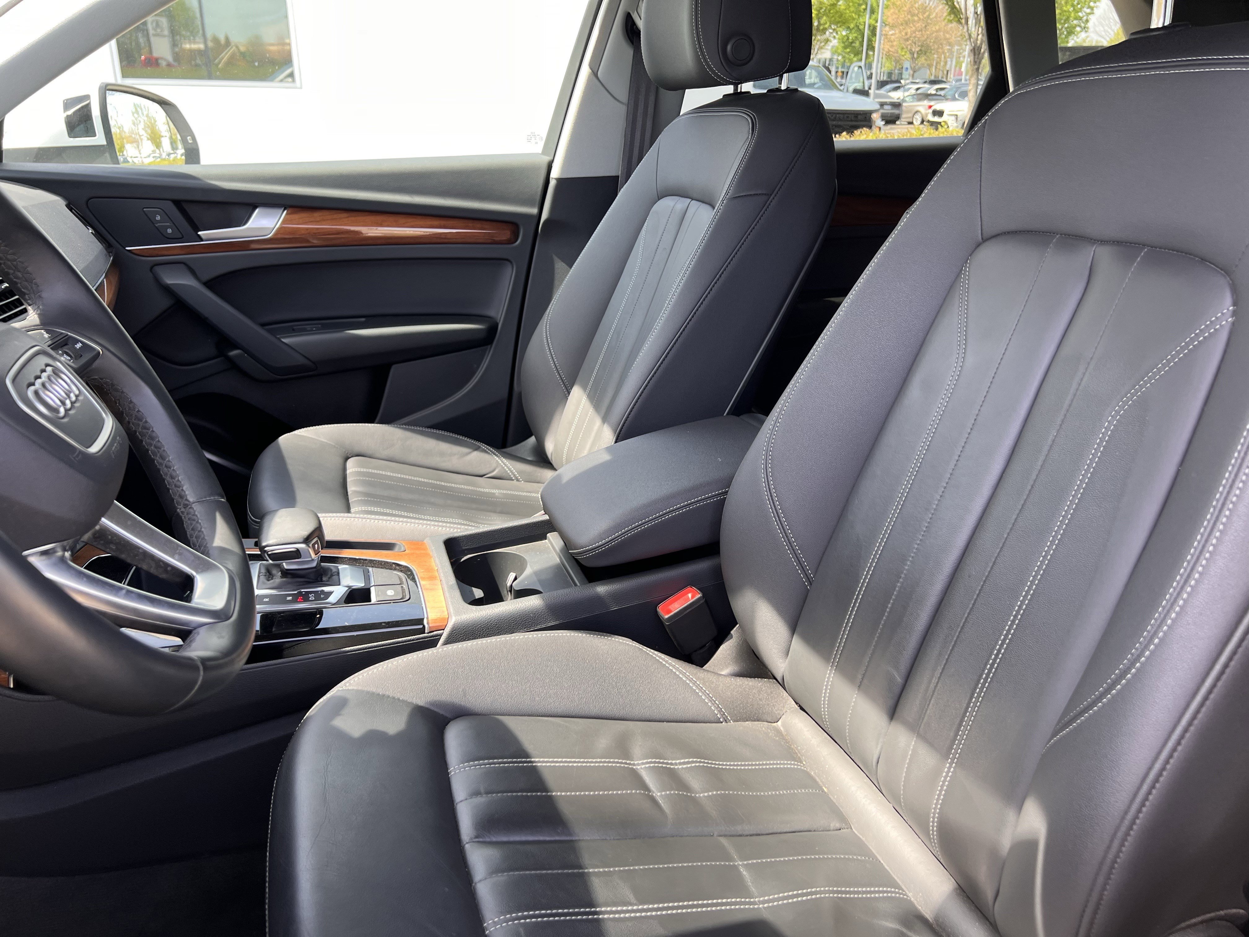 Used 2023 Audi Q5 2.0T Premium w/ Convenience Package image 16